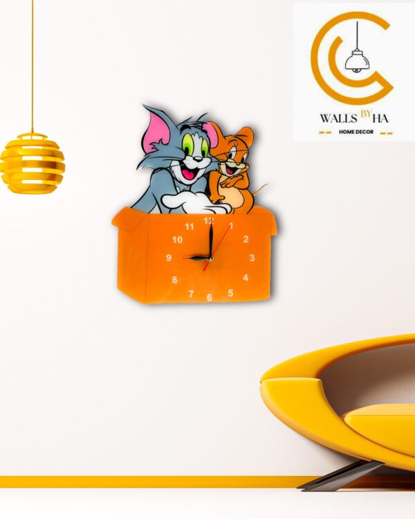 Tom & Jerry Clock